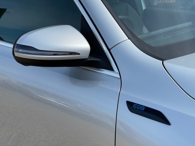 2025 Mercedes-benz Eqb