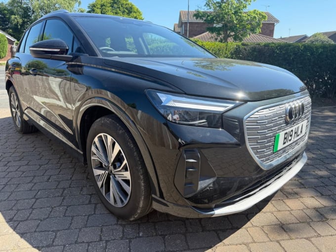 2025 Audi Q4 E-tron
