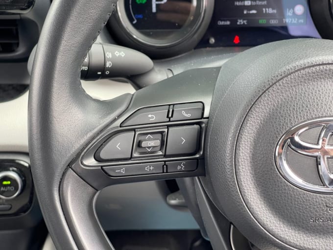 2025 Toyota Yaris
