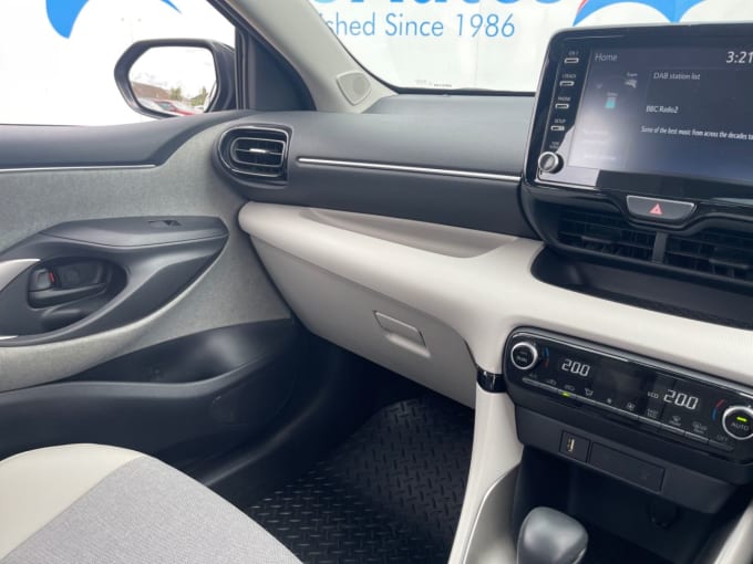 2025 Toyota Yaris
