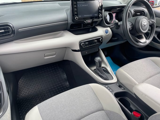 2025 Toyota Yaris