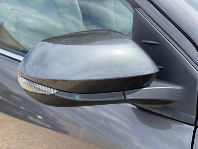 2025 Toyota Yaris
