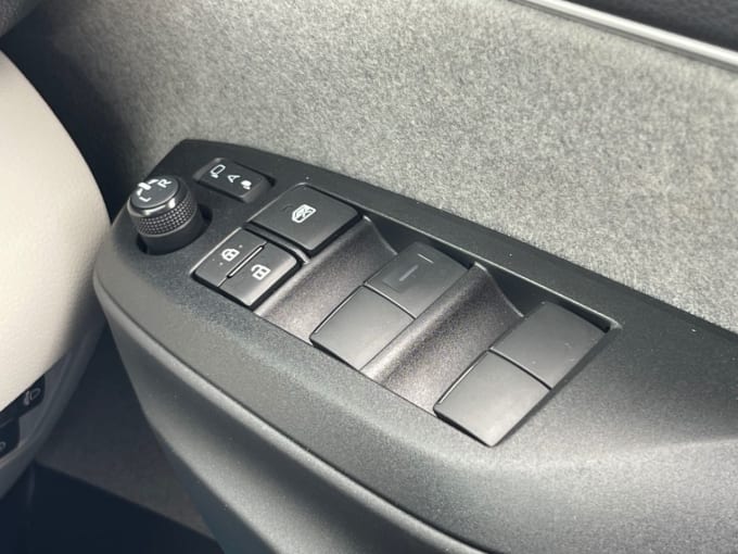 2025 Toyota Yaris
