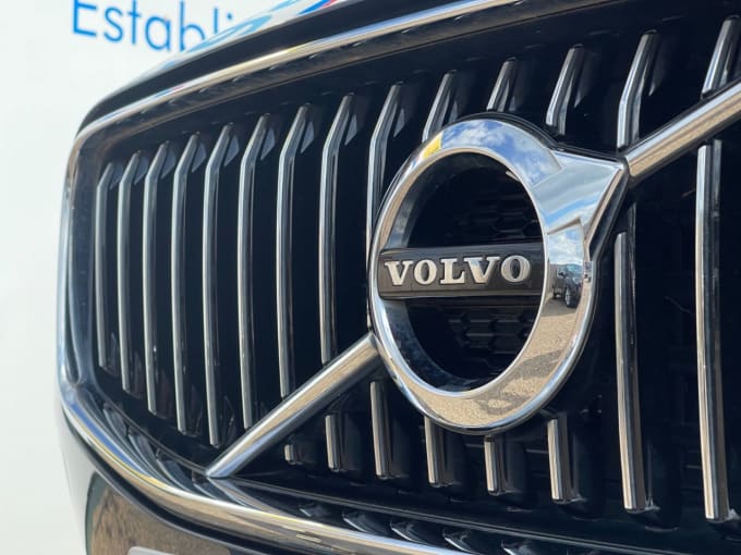 2025 Volvo Xc60