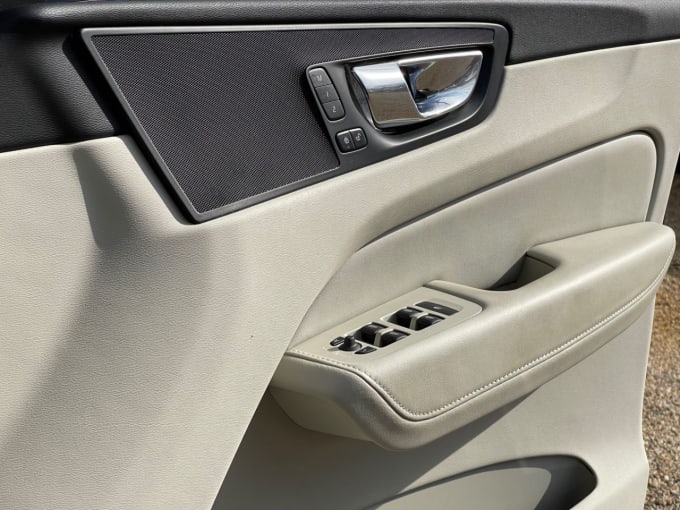 2025 Volvo Xc60