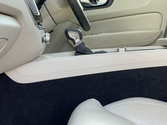 2025 Volvo Xc60