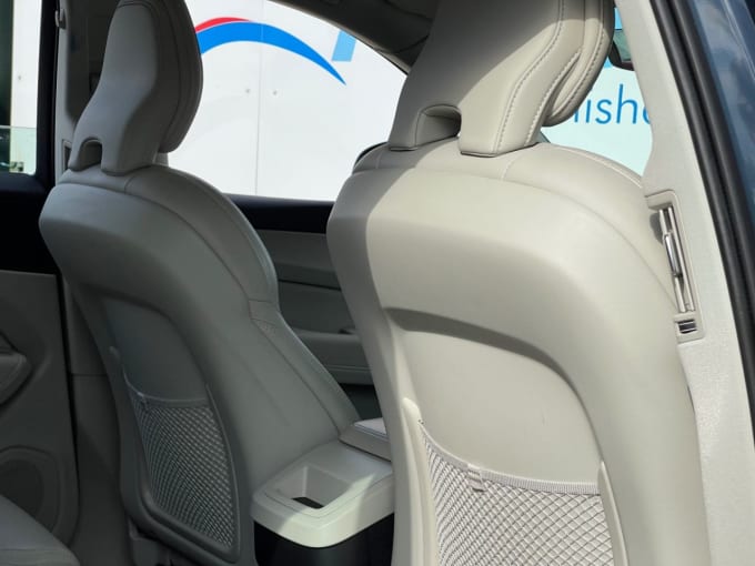 2025 Volvo Xc60