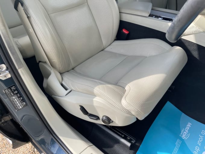2025 Volvo Xc60