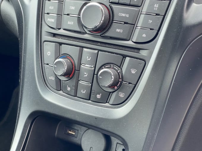 2025 Vauxhall Astra