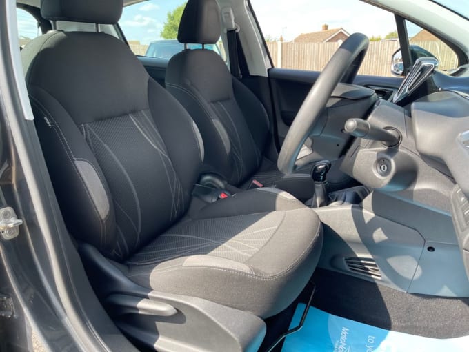 2025 Peugeot 208