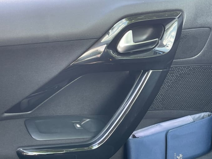 2025 Peugeot 208
