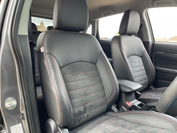 2025 Mitsubishi Asx