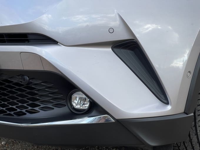 2025 Toyota C-hr