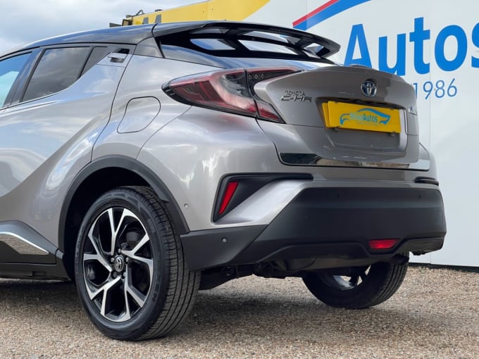 2025 Toyota C-hr