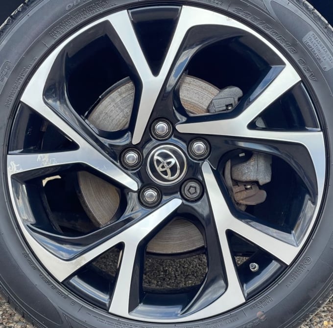 2025 Toyota C-hr