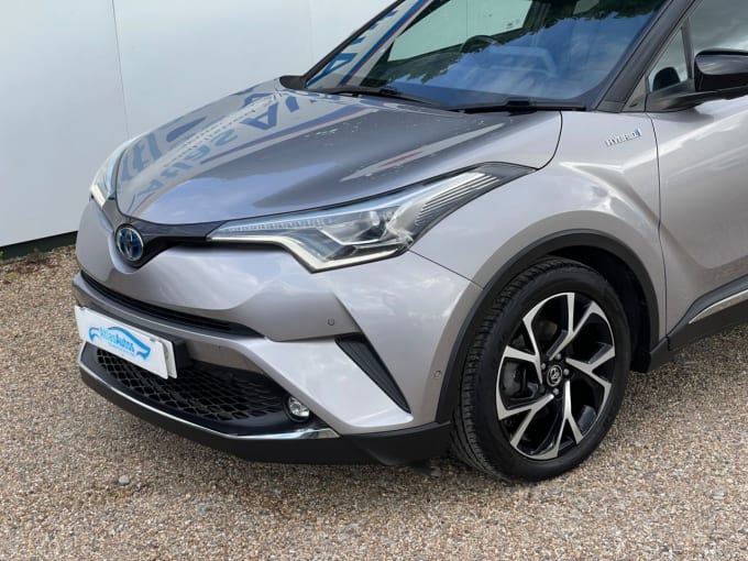 2025 Toyota C-hr