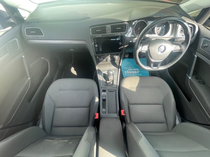 2025 Volkswagen Golf