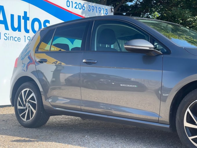 2025 Volkswagen Golf