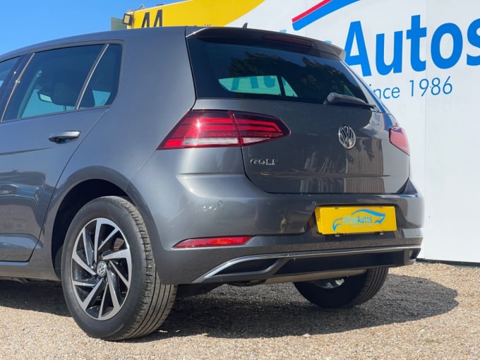 2025 Volkswagen Golf