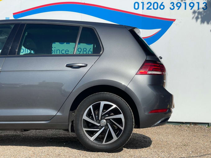 2025 Volkswagen Golf