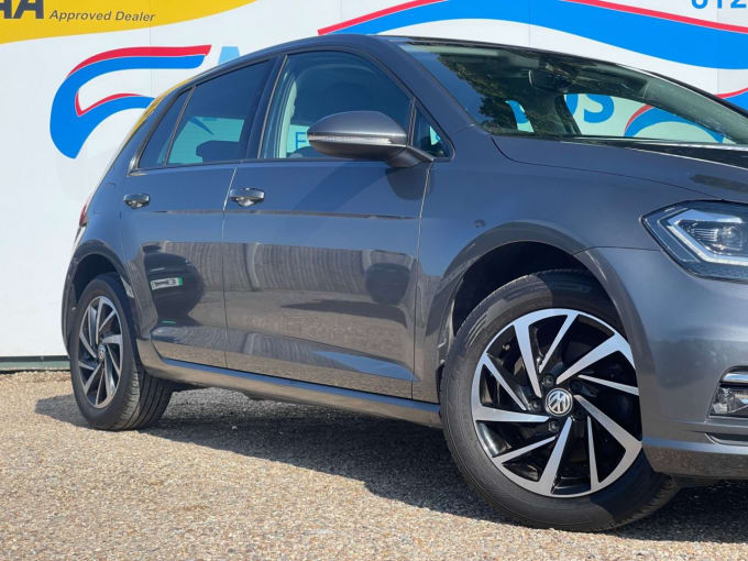 2025 Volkswagen Golf