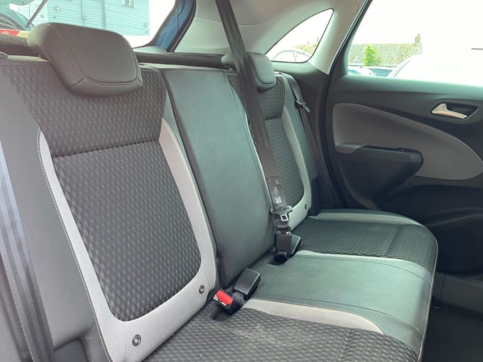 2025 Vauxhall Crossland X