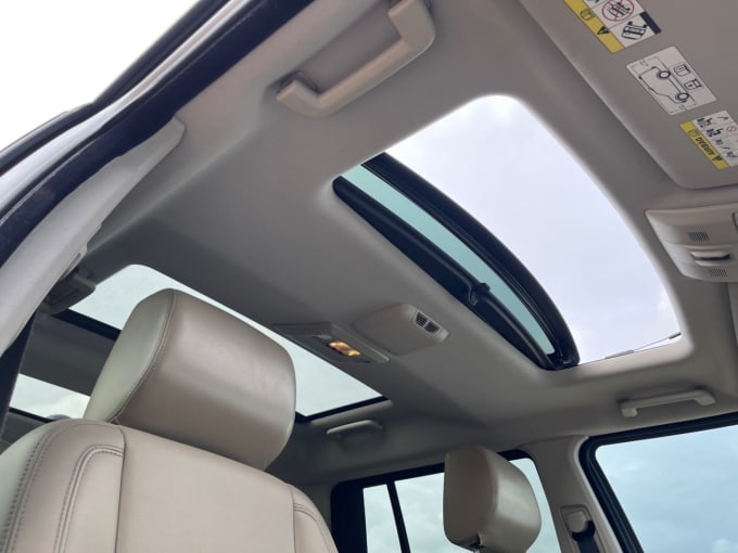 2025 Land Rover Discovery 4