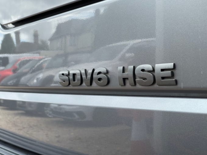 2025 Land Rover Discovery 4