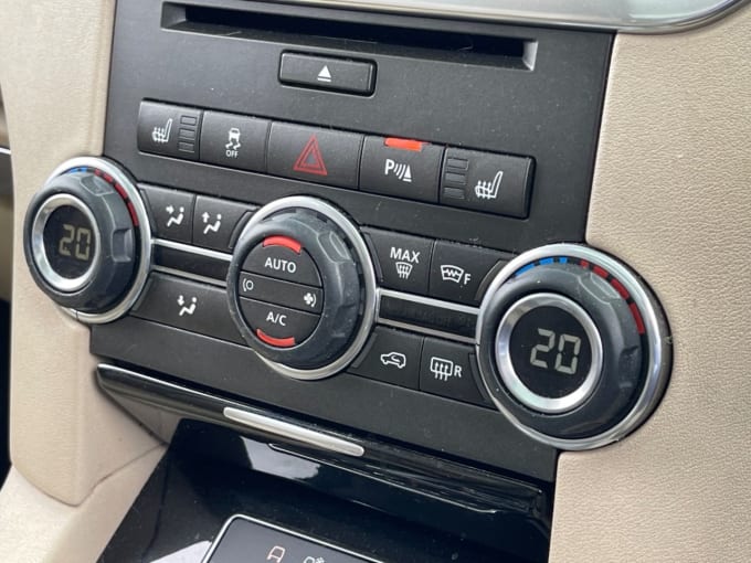 2025 Land Rover Discovery 4