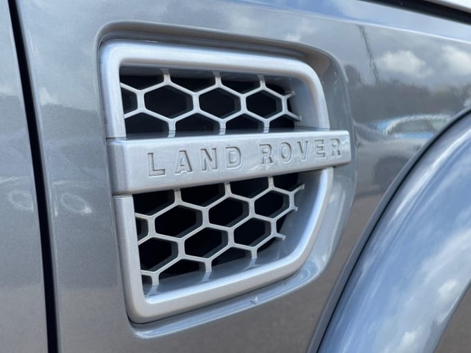 2025 Land Rover Discovery 4