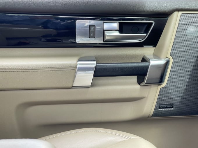 2025 Land Rover Discovery 4