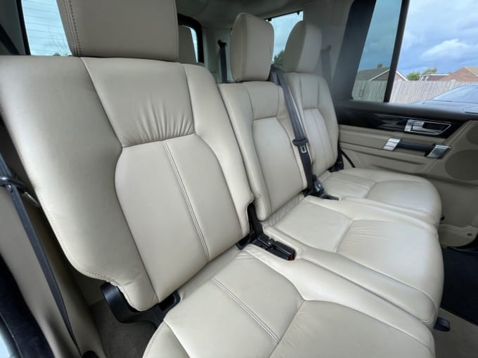 2025 Land Rover Discovery 4