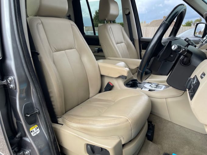 2025 Land Rover Discovery 4