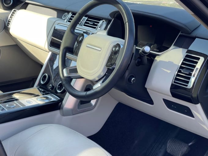 2025 Land Rover Range Rover