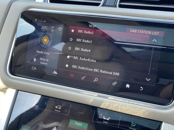 2025 Land Rover Range Rover