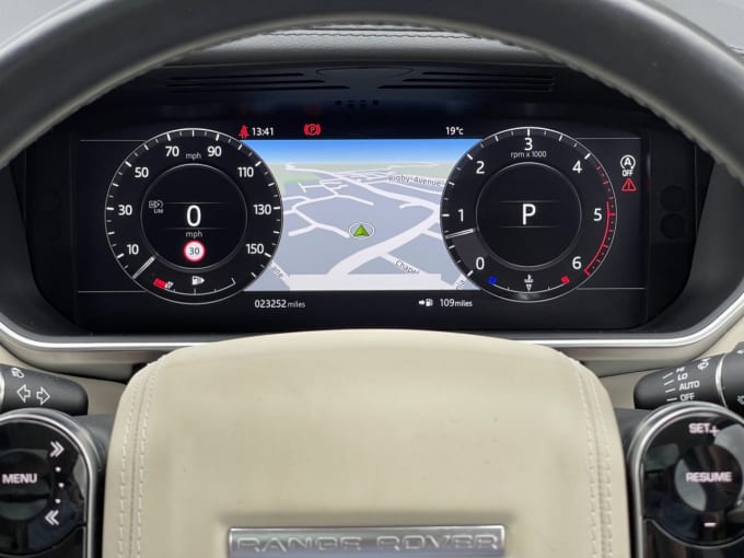 2025 Land Rover Range Rover