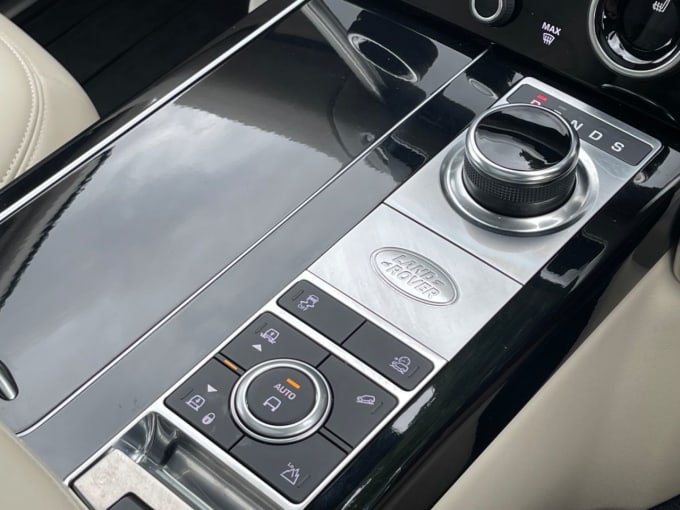 2025 Land Rover Range Rover