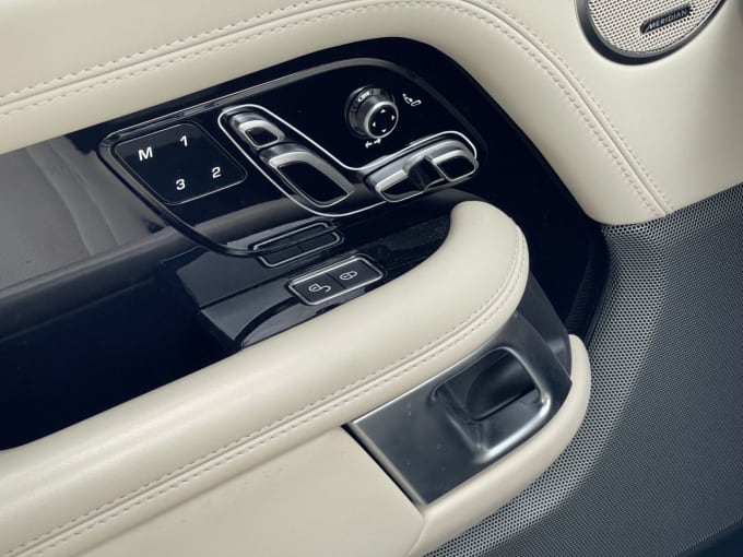 2025 Land Rover Range Rover