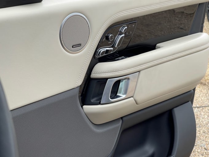 2025 Land Rover Range Rover