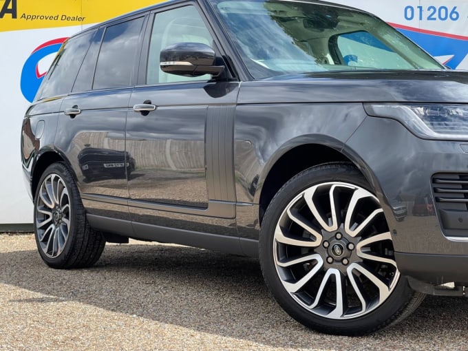 2025 Land Rover Range Rover