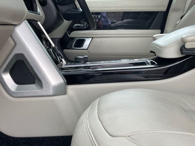 2025 Land Rover Range Rover