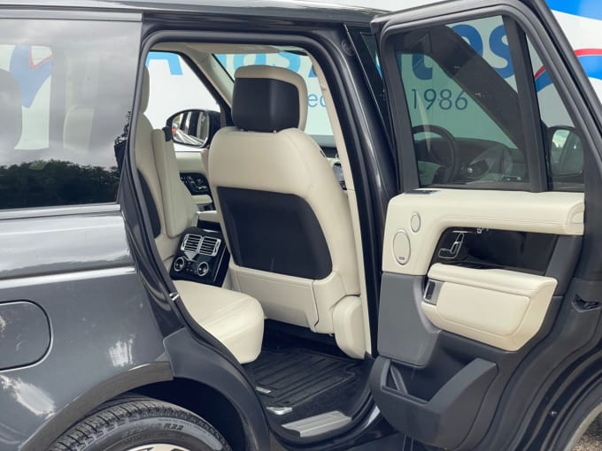 2025 Land Rover Range Rover