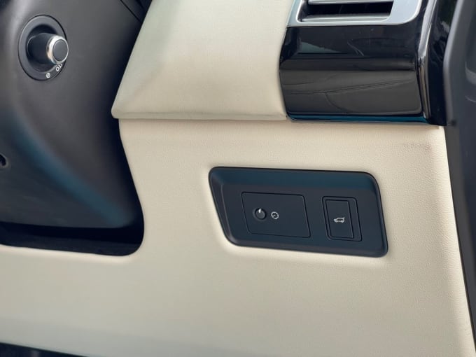 2025 Land Rover Range Rover