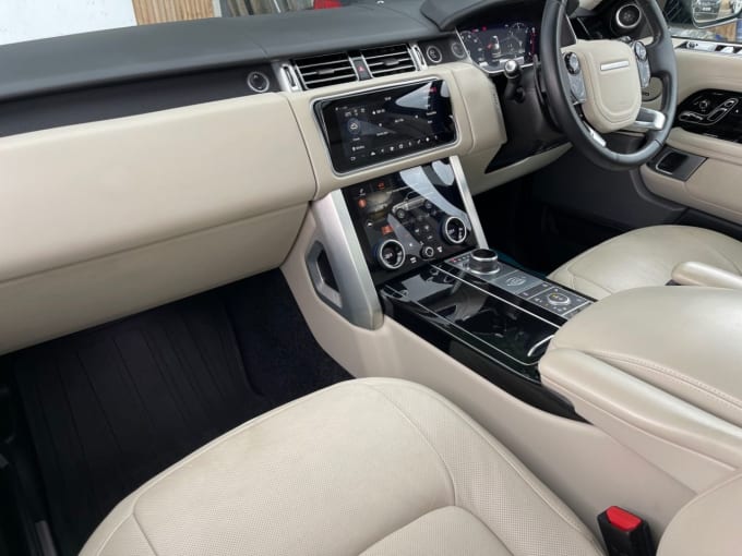 2025 Land Rover Range Rover