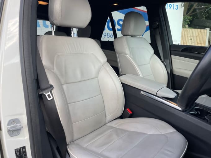 2025 Mercedes-benz M-class