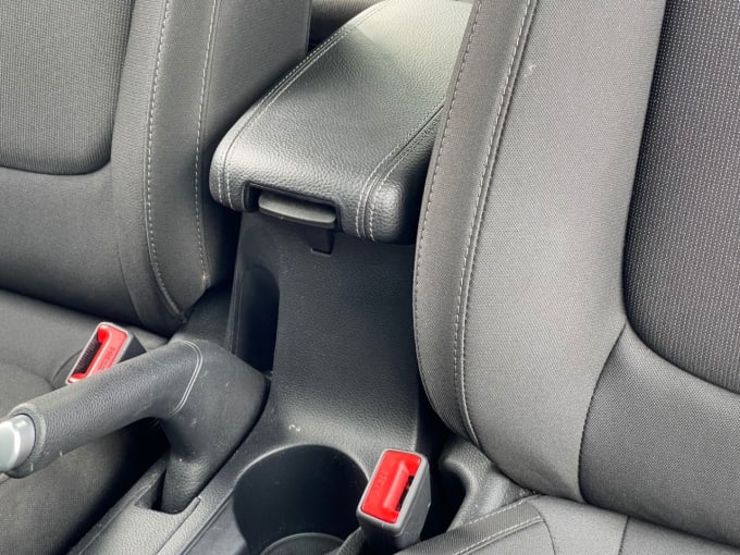 2025 Kia Rio