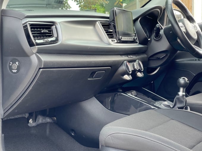 2025 Kia Rio