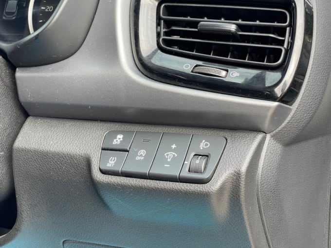 2025 Kia Rio