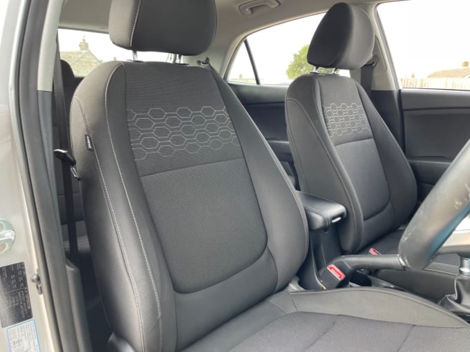 2025 Kia Rio