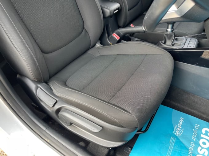2025 Kia Rio